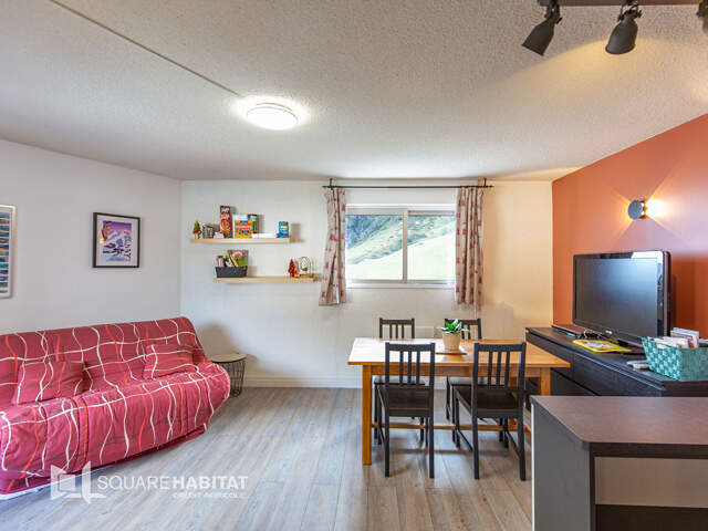 À VENDRE ! Appartement rénové de 26,59 m² avec balcon et cellier à skis — photo du bien