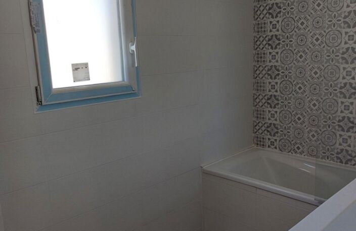 Location maison  108 m² à Dagneux (01120) — photo 5