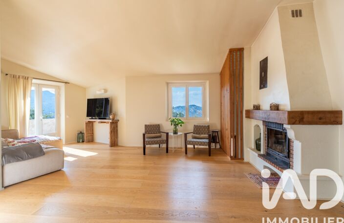Vente Maison/villa 8 pièces — photo 3