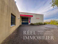Bâtiment commercial et professionnel de 1 672 m² / Zone commerciale — photo 4