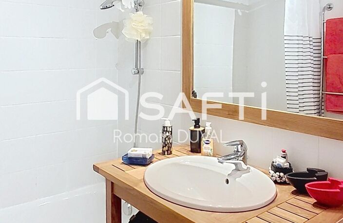 Appartement T2 bis en rez-de-jardin avec terrasse et aperçu mer — photo 5
