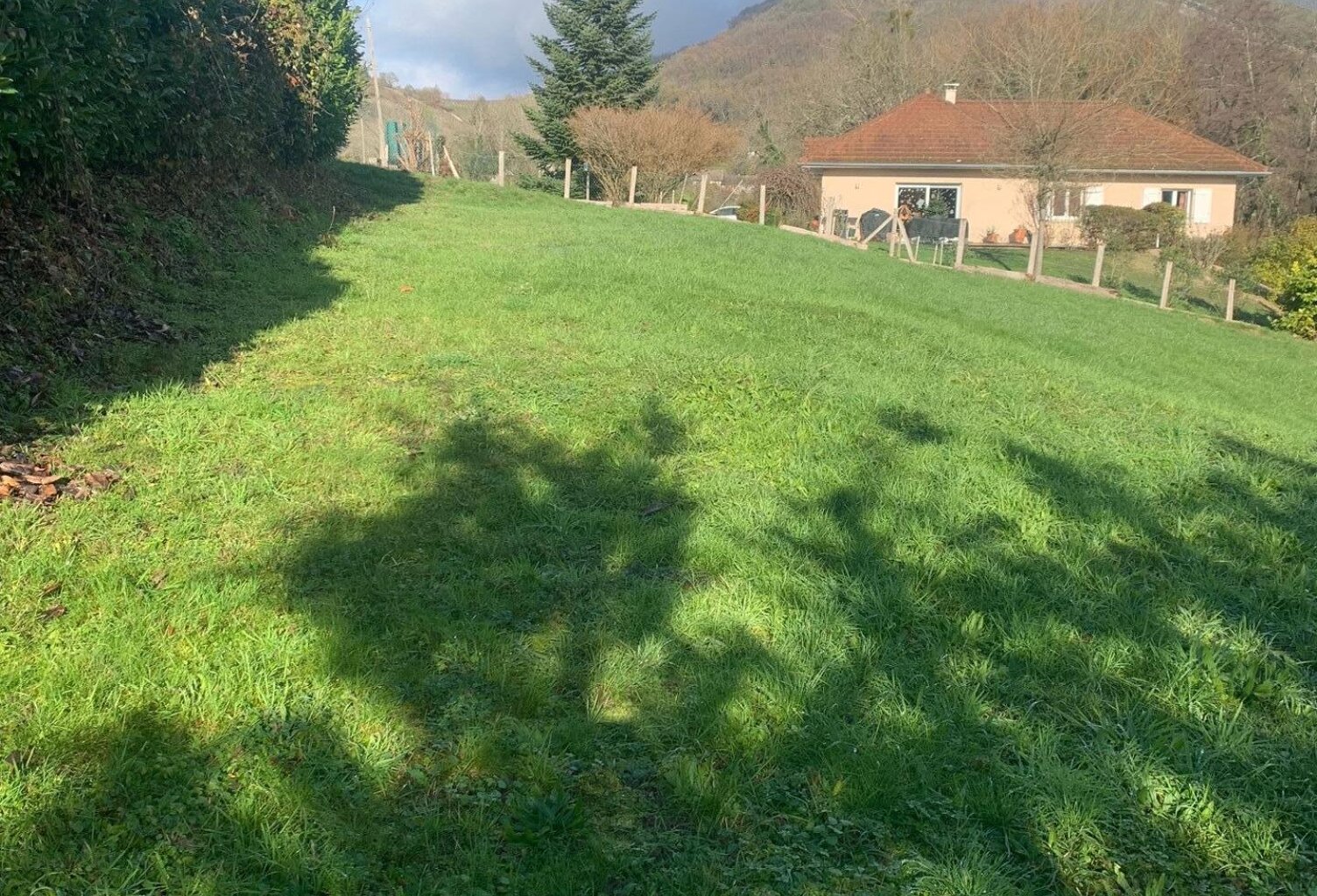 A vendre beau terrain constructible Commune ce Lucey — photo 1