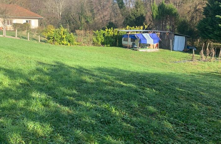 A vendre beau terrain constructible Commune ce Lucey — photo 2