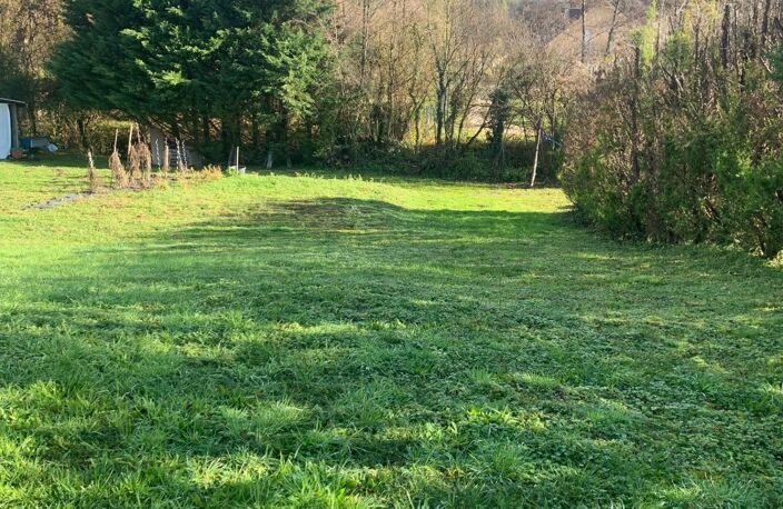 A vendre beau terrain constructible Commune ce Lucey — photo 4
