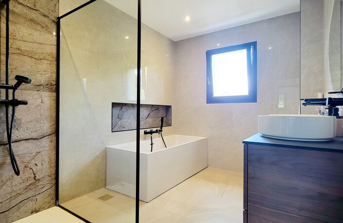 Vente Maison/villa 5 pièces — photo 5