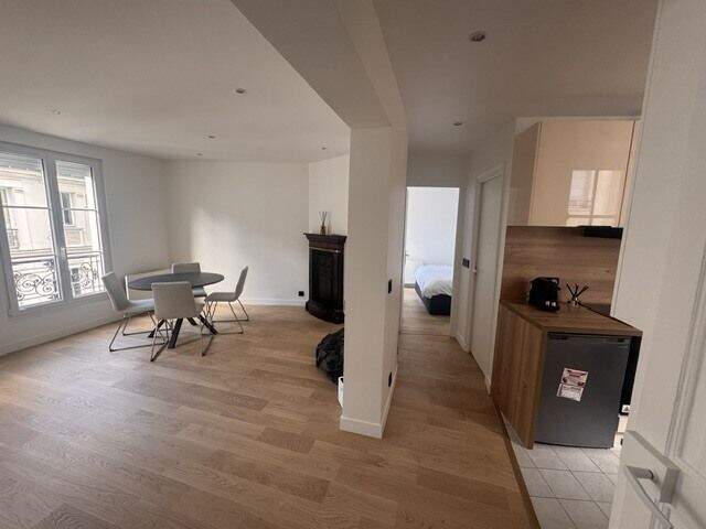 2 pièces place Victor Hugo — photo du bien