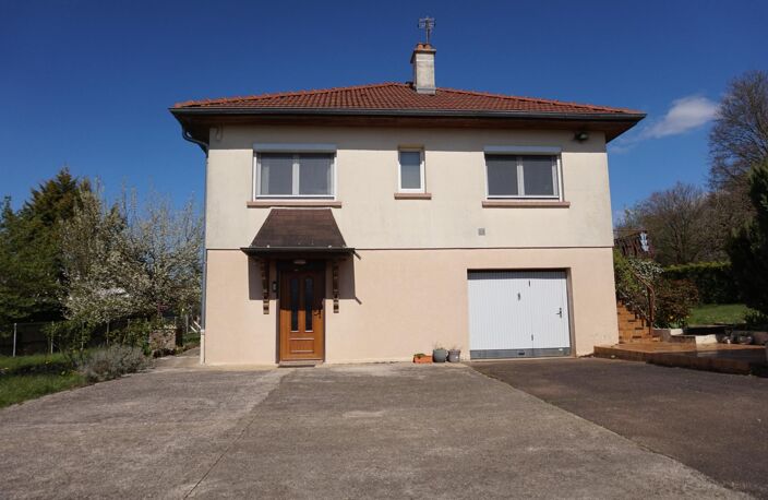Maison familiale au calme de 115 m² sur 1100m² de terrain clos et arboré. — photo 3