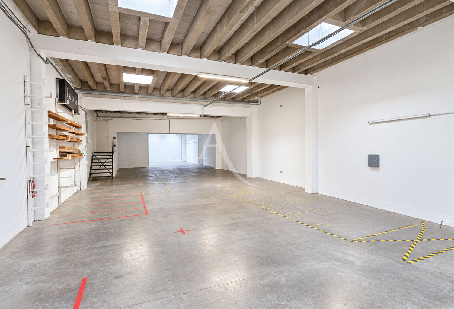 Toulouse centre ville, local d'activité 350m2 — photo 1