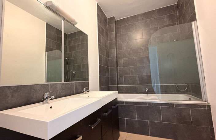 APPARTEMENT DE TYPE F3 — photo 3