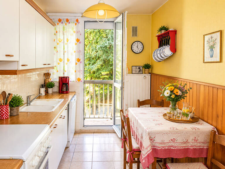 VIENNE NORD - 94 m², 3 chambres possibles, 2 balcons, parking et cave — photo 1