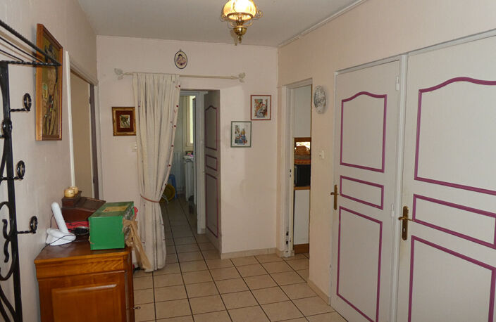 VIENNE NORD - 94 m², 3 chambres possibles, 2 balcons, parking et cave — photo 5