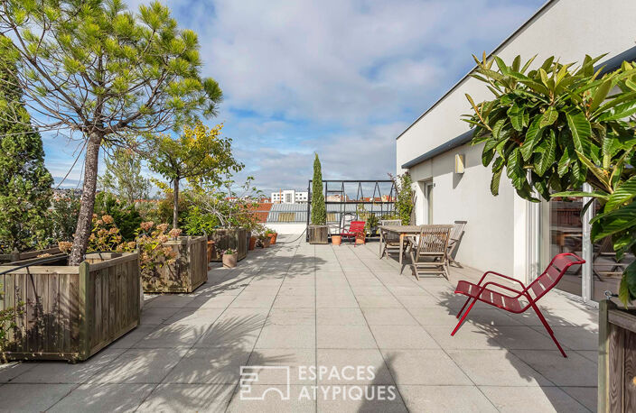 Dernier étage avec grande terrasse , vue fourvière — photo 3