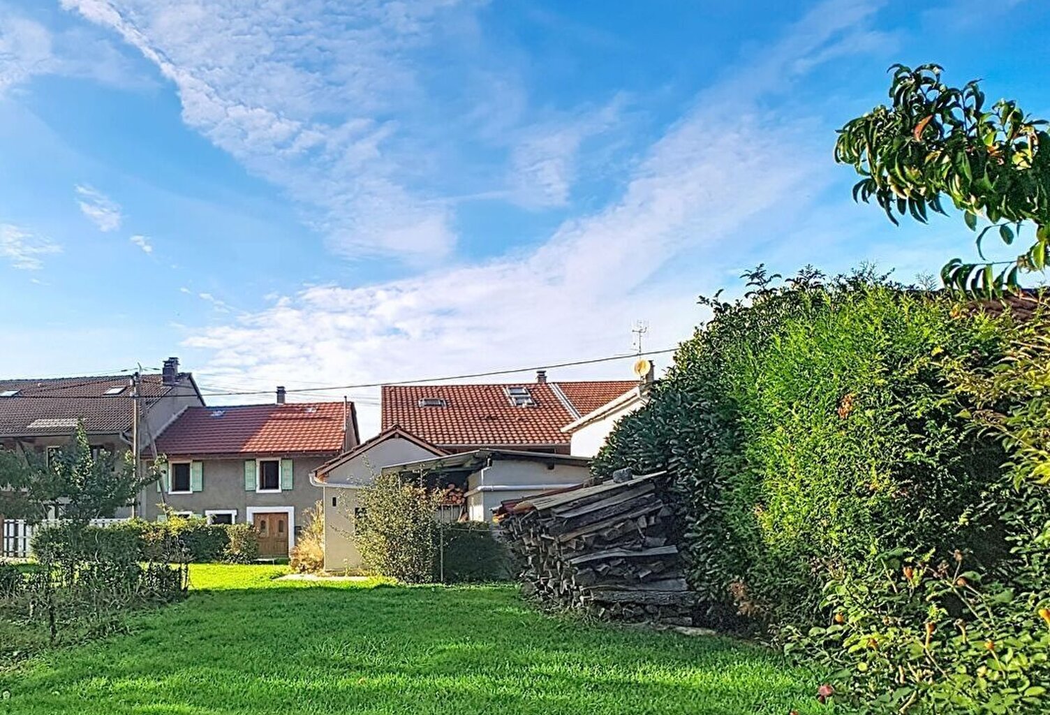 Exclusivité NESTENN Bons : Maison à vendre 3 Chambres à Bons-en-Chablais — photo 1