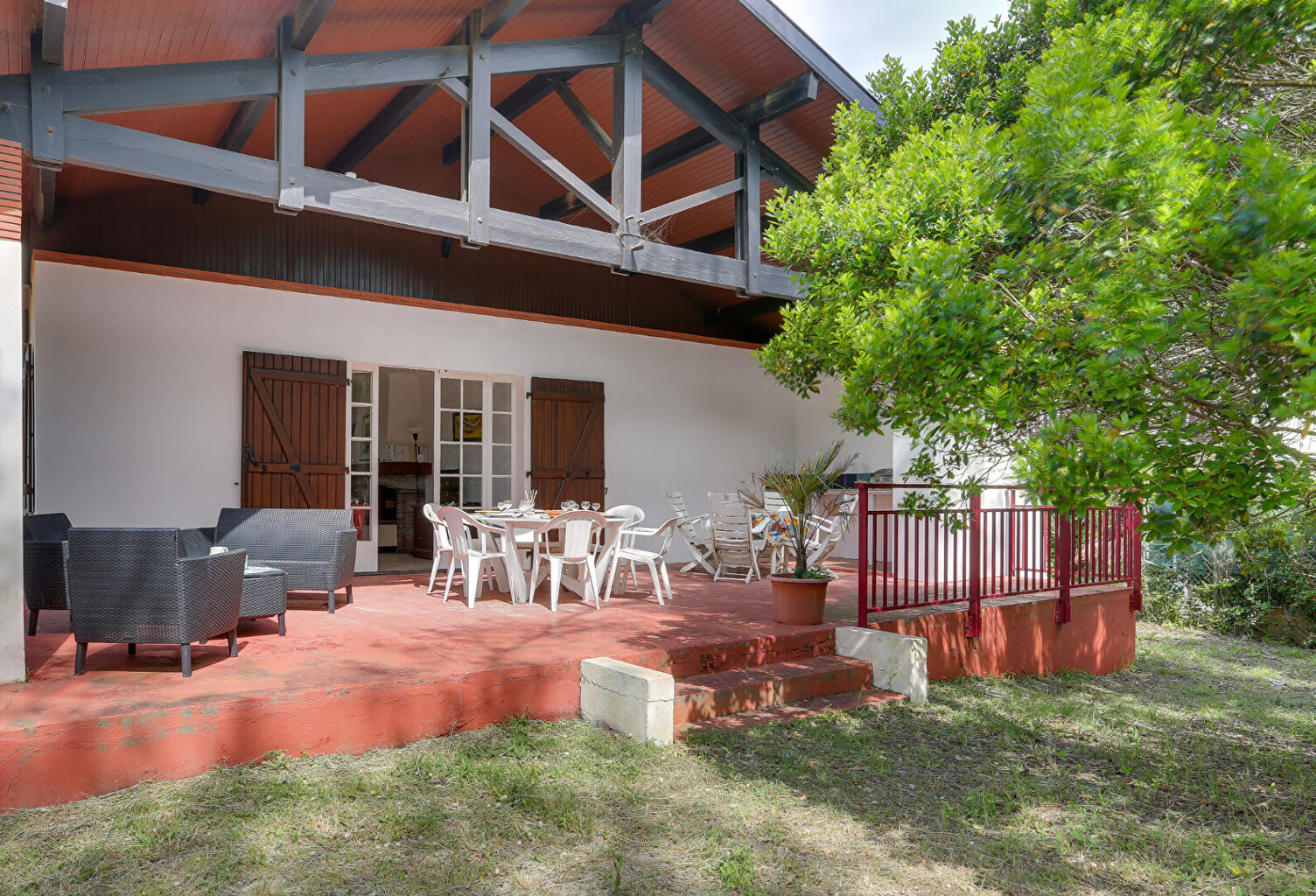 EN EXCLUSIVITÉ : MAISON À QUELQUES MÈTRES DE L'OCÉAN — photo 1