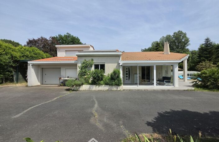 Maison - 170m² - Blanquefort — photo 4