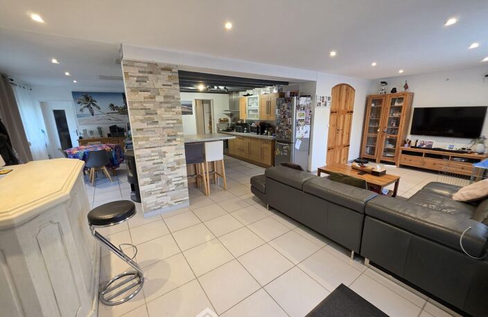 Maison - 88m² - Le Pian-Médoc — photo 3