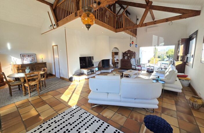 Maison - 221m² - Eysines — photo 3