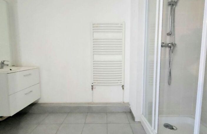 Location Appartement 2 pièces — photo 2