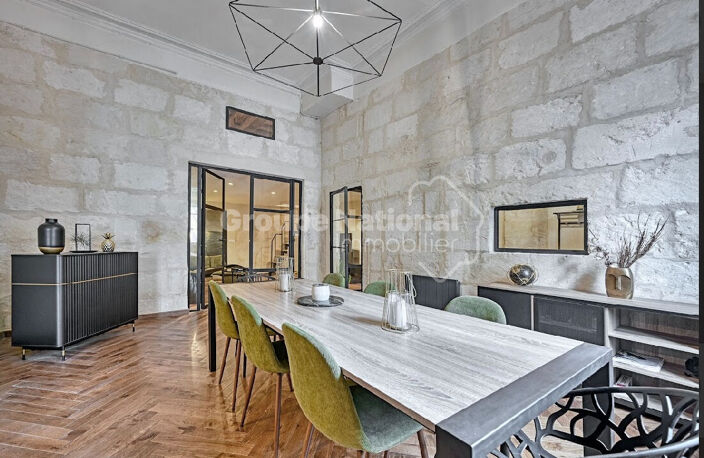 Nîmes Arènes - Appartement de caractère de 150 m² rénové avec goût — photo 5