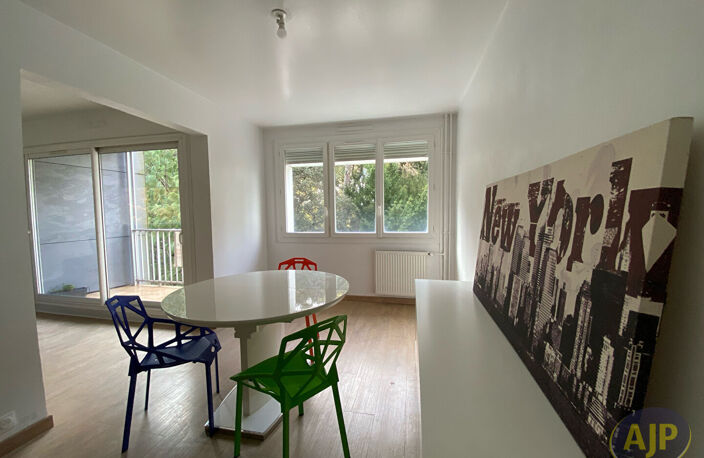 Appartement Nantes 4 pièce(s) 100 m2 — photo 3