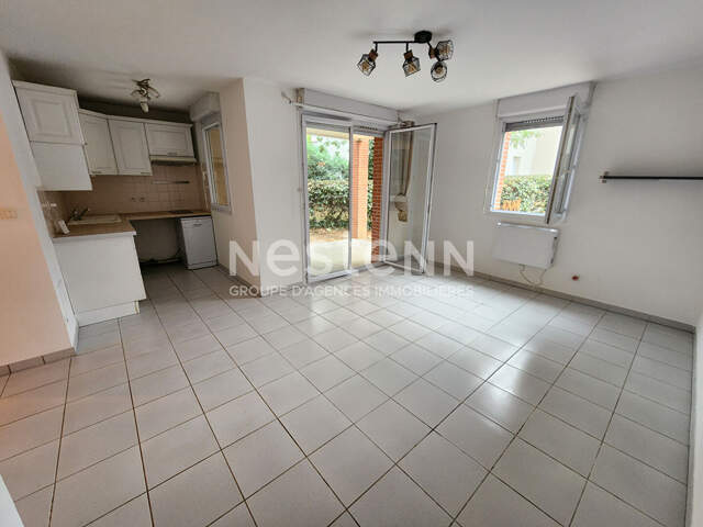 Toulouse A vendre T2  en rez-de-jardin 39.28m² - parking - jardin -piscine — photo du bien