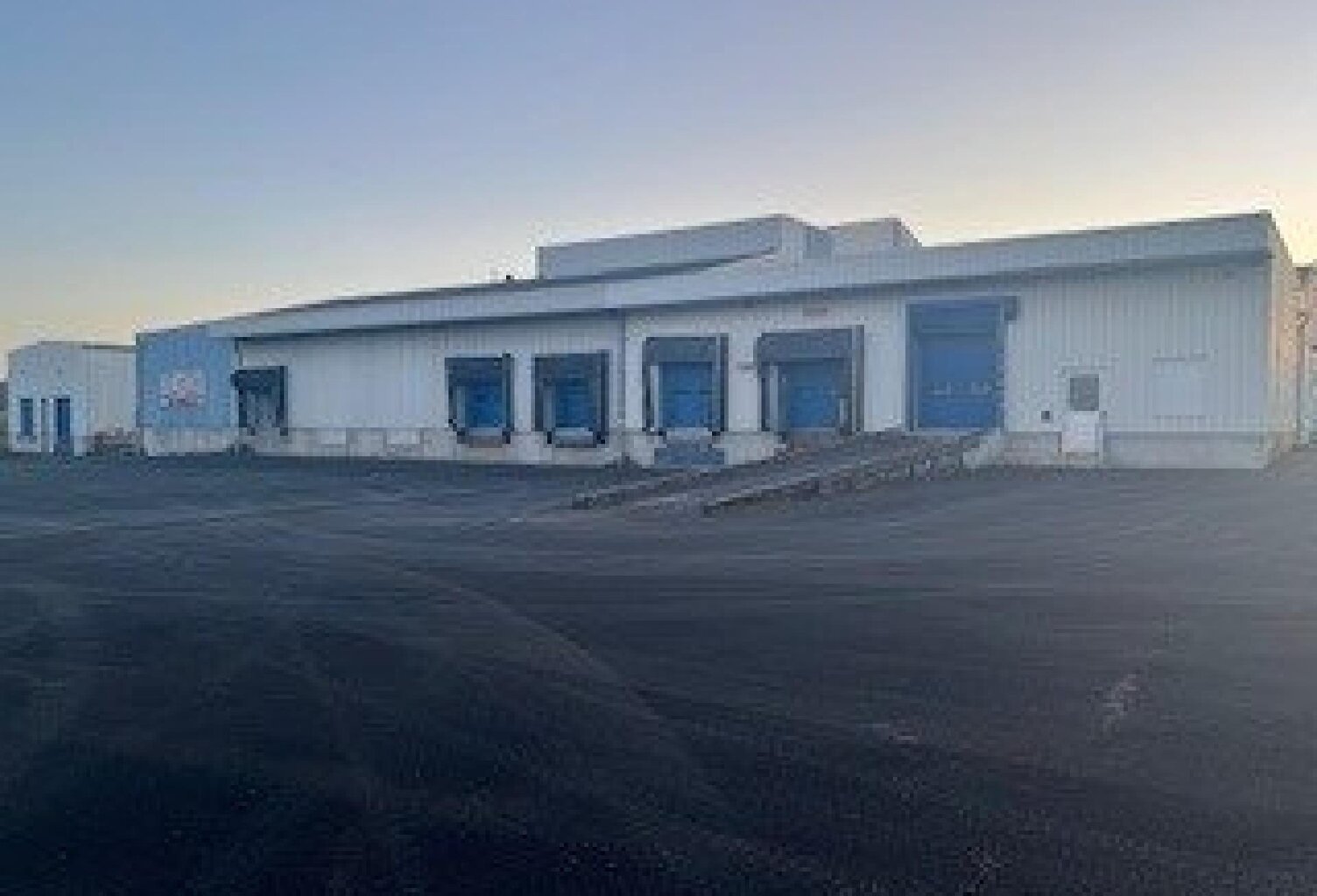 Local commercial de 2680 m² à Eguzon — photo 1