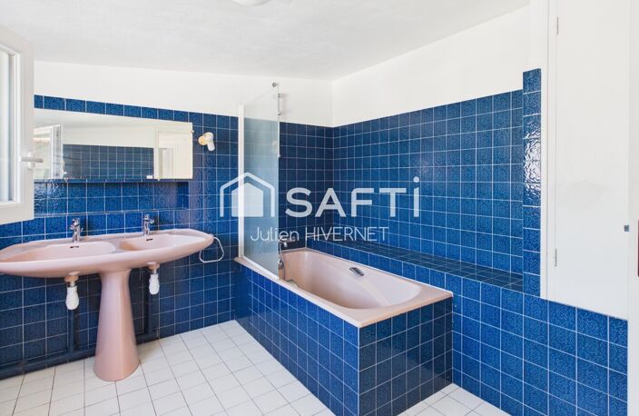 ENSEMBLE IMMOBILIER DE 3 LOTS  246 m² — photo 3