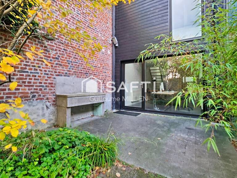 Bureau avec cuisine, salle de bains, et terrasse — photo 1