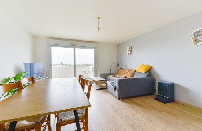 T3 lumineux avec balcon, parking et grenier — photo 2