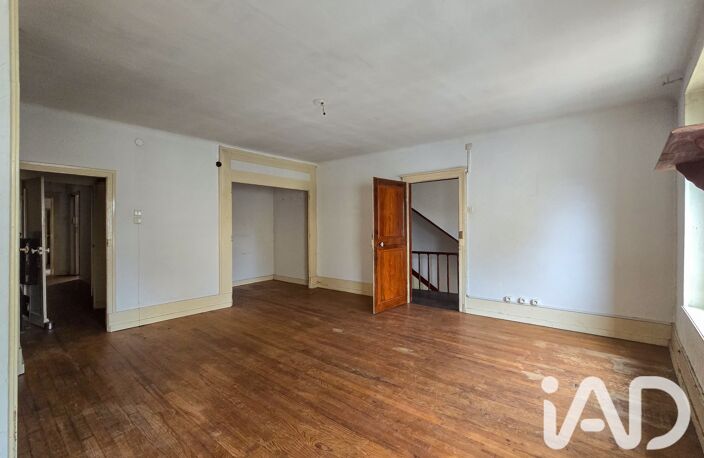Vente Maison/villa 7 pièces — photo 2