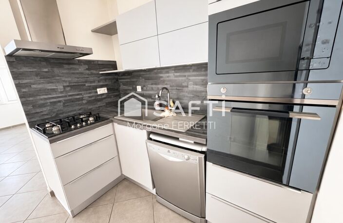 MAISON DE VILLAGE R+2 77M² — photo 2