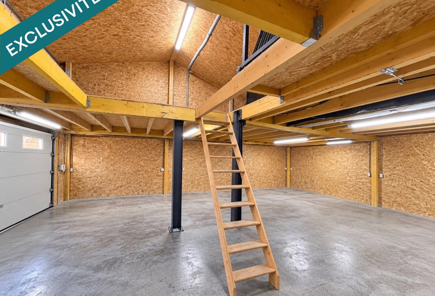 ATELIER PROFESSIONNEL DE 130 M² AVEC MEZZANINE ET BUREAU — photo 1