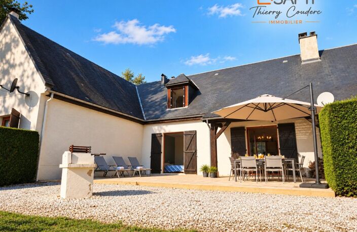 GÎTE DE CHARME AVEC PISCINE ET VUE PANORAMIQUE AU CUR DU PÉRIGORD NOIR — photo 3