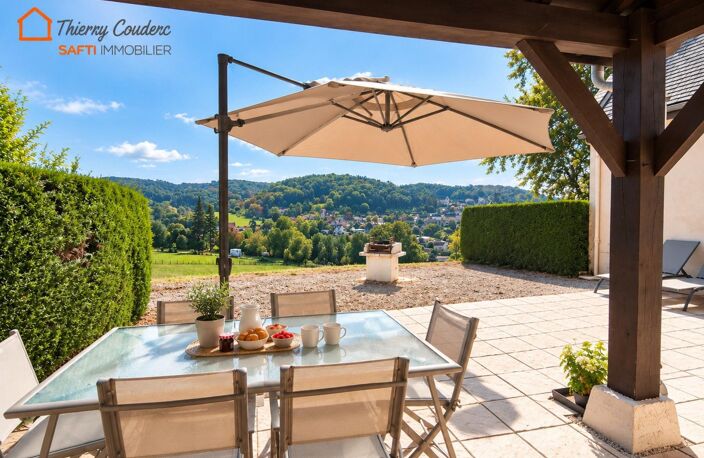 GÎTE DE CHARME AVEC PISCINE ET VUE PANORAMIQUE AU CUR DU PÉRIGORD NOIR — photo 4
