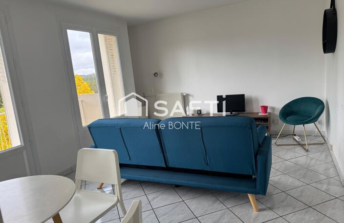 Appartement F4 avec parking et cave — photo 4