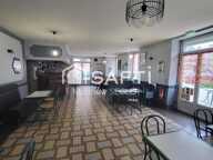 Bar/Restaurant avec bâtiment, jardin et grange, offrant un beau potentiel avec logement ou chambres d'hôtes à l'étage. — photo 4