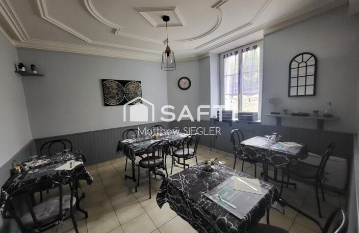 Bar/Restaurant avec bâtiment, jardin et grange, offrant un beau potentiel avec logement ou chambres d'hôtes à l'étage. — photo 5