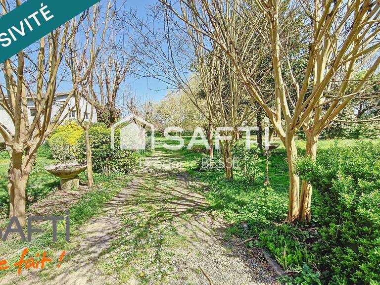 Maison T4 à rénover 150m² avec garage, dépendances et parc arboré. — photo 1