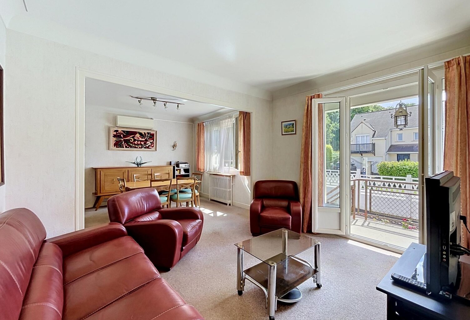 Maison saine de plain pied avec jardin arboré — photo 1