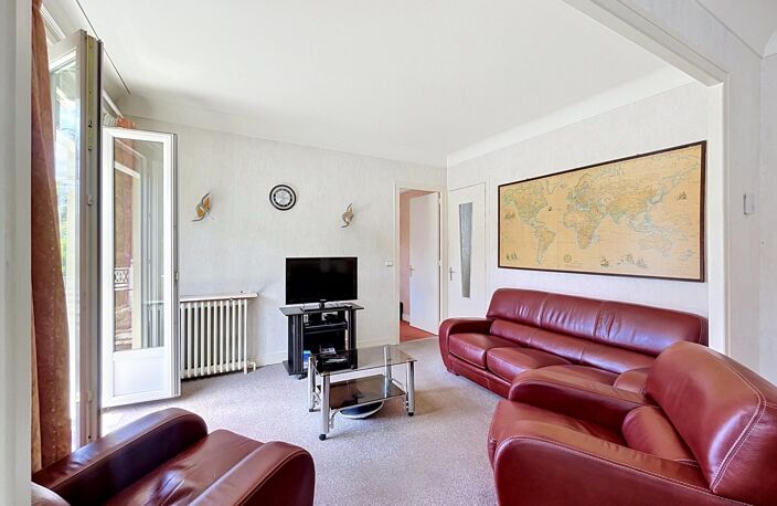 Maison saine de plain pied avec jardin arboré — photo 2
