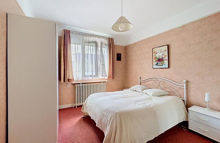 Maison saine de plain pied avec jardin arboré — photo 5