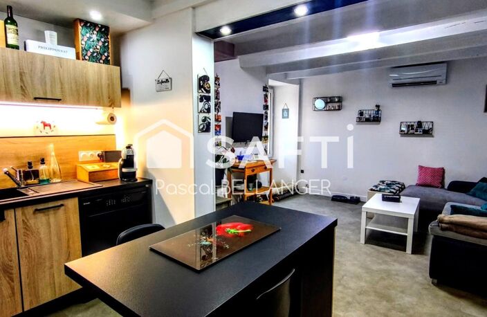 Venez découvrir cette ravissante maison de 80m², un véritable coup de cœur, entièrement restaurée avec soin par artisan. Idéalement située à l'extérieur du bourg, sans aucun vis-à-vis. — photo 3
