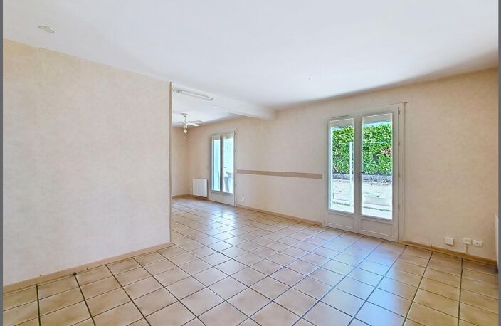 Proche commerces et commodités. — photo 3