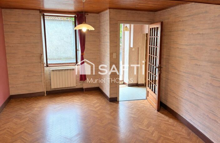 CESSIEU (38110)  MAISON EN PISÉ À RÉNOVER AVEC DÉPENDANCE  BEAU POTENTIEL ! — photo 3