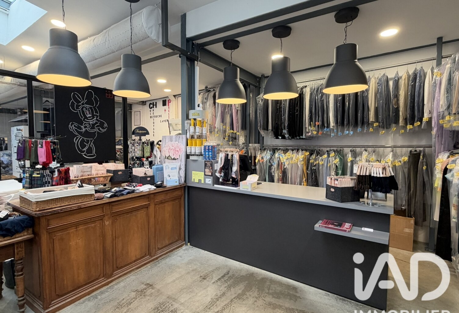 Vente Nettoyage, Pressing 125 m&sup2; — photo 1