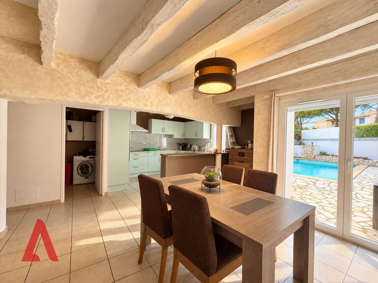 VILLA T4 AVEC PISCINE À BÉZIERS — photo 1