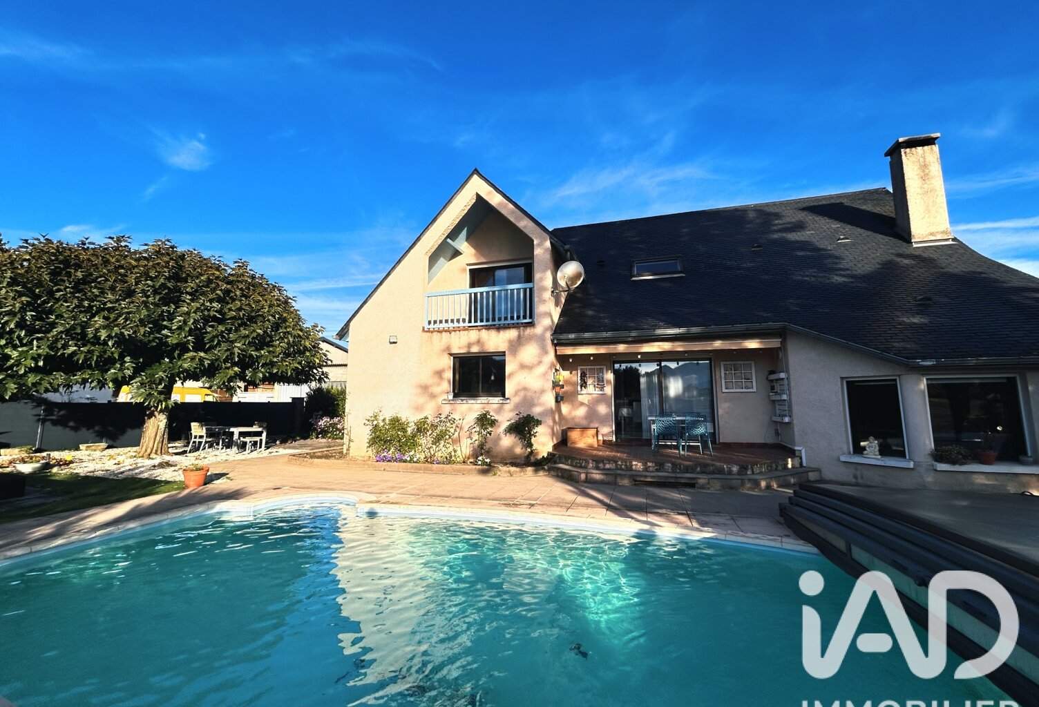 Vente Maison/villa 8 pièces — photo 1