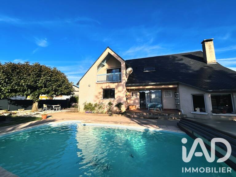 Vente Maison/villa 8 pièces — photo 1