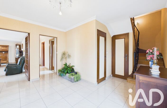 Vente Maison/villa 6 pièces — photo 2
