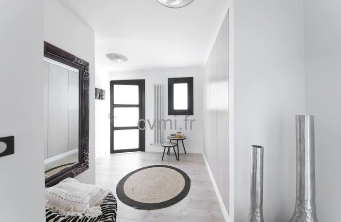vente maison - 5 pièce(s) — photo 2